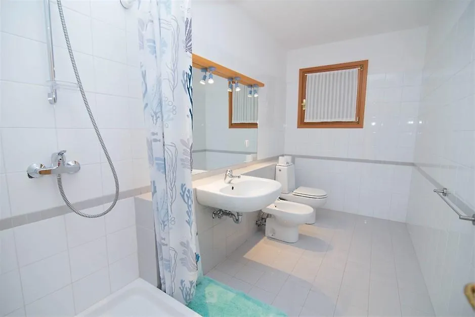 Buganvilija C6 Veli Losinj Croatia