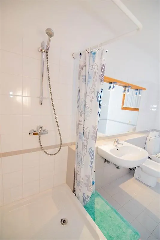 Buganvilija C6 Veli Losinj