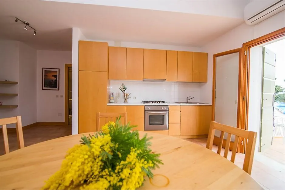 Buganvilija C6 Veli Losinj Apartment